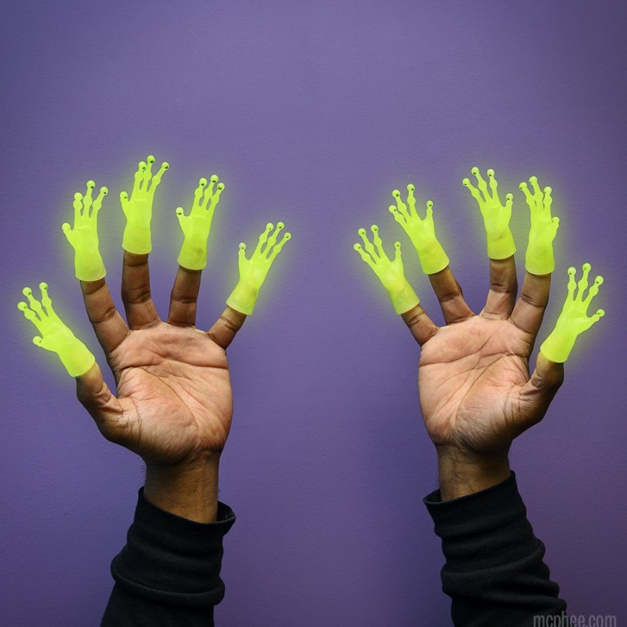 School & Office Archie McPhee | Glow-In-The-Dark Alien Finger Hands